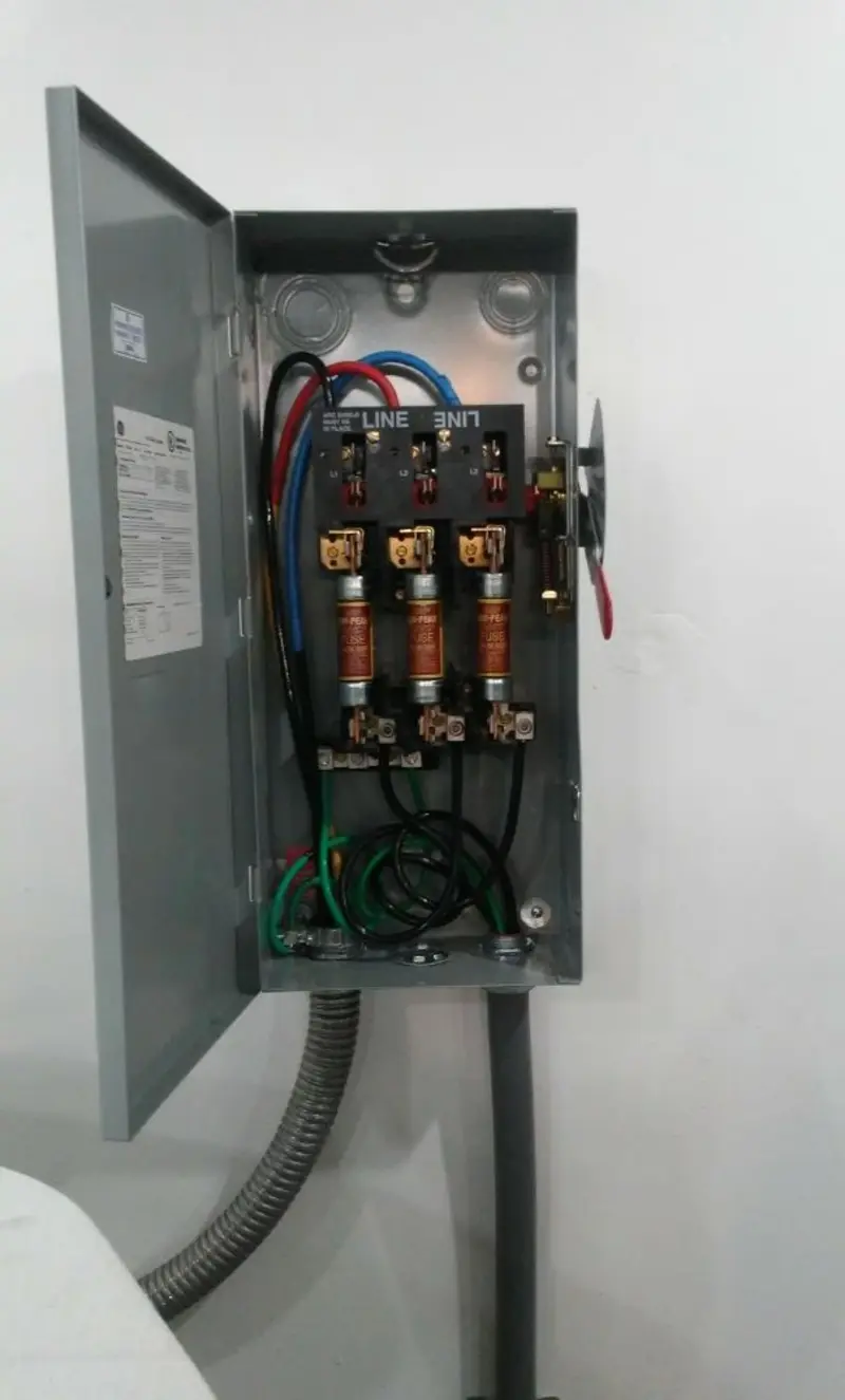Three-phase disconnect switch installed for Electrical Wiring & Rewiring in Fox